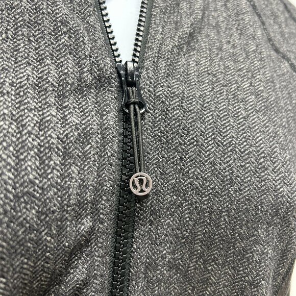 Lululemon Women's Daily Practice Full Zip Hooded Jacket Herringbone Gray Size 6 - Picture 3 of 16